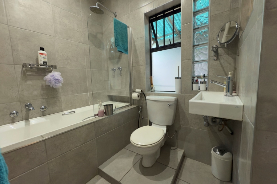 3 Bedroom Property for Sale in Kensington Western Cape